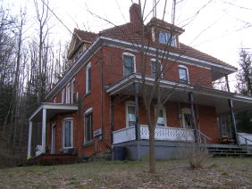 One picture of the house